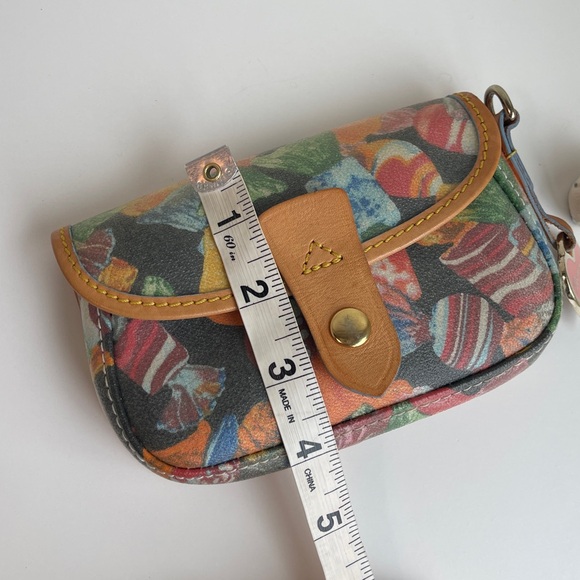 Dooney & Bourke Wristlet